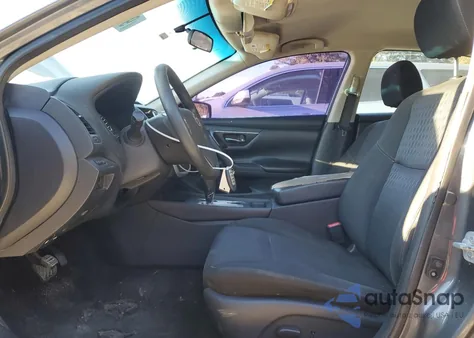 2016 Nissan Altima 2.5 z USA, uszkodzony, nr VIN 1N4AL3APXGN324004